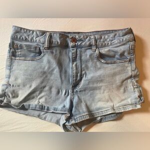 Light Wash American Eagle Shorts